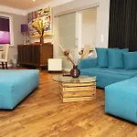 Hotel52 3*