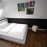 Hotel52 Hotel 3*