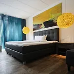 Hotel52 3*