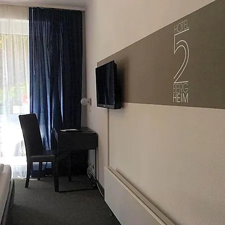 Hotel52 3*