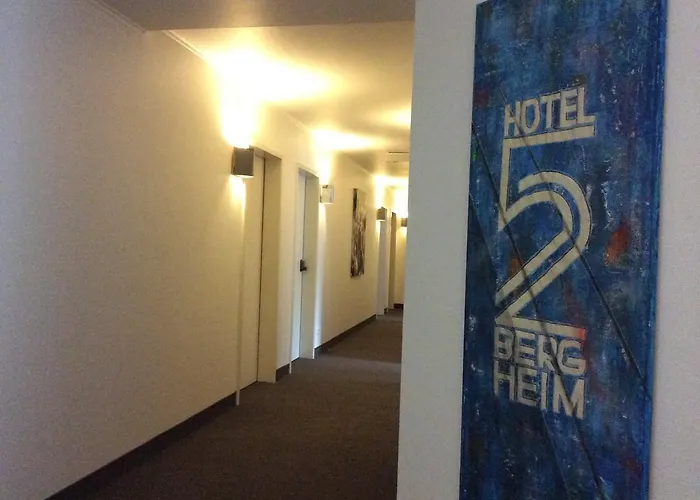 Szálloda Hotel52 Bergheim